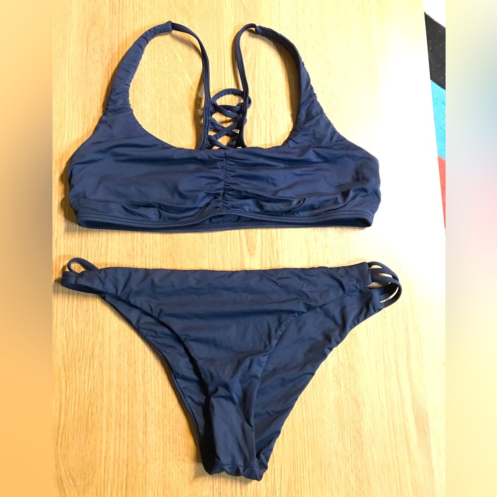 Women's black Swim Set